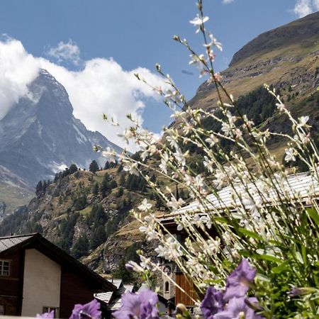 Village Apartment With Matterhorn View Zermatt Exterior photo