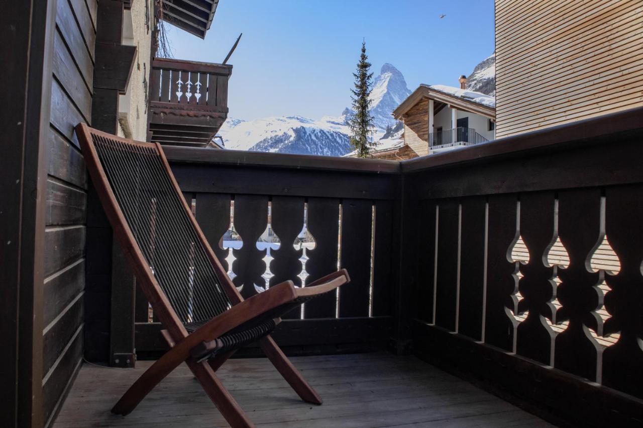 Village Apartment With Matterhorn View Zermatt Exterior photo