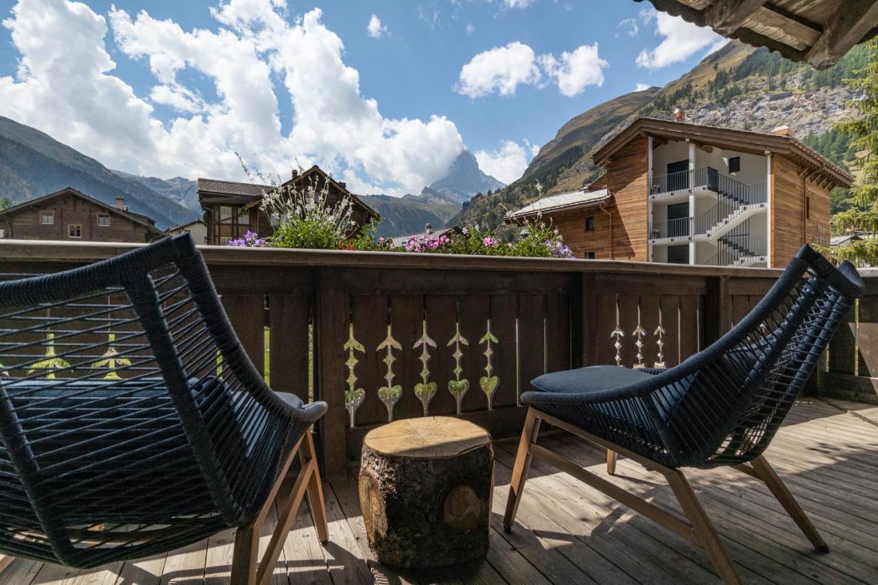 Village Apartment With Matterhorn View Zermatt Exterior photo